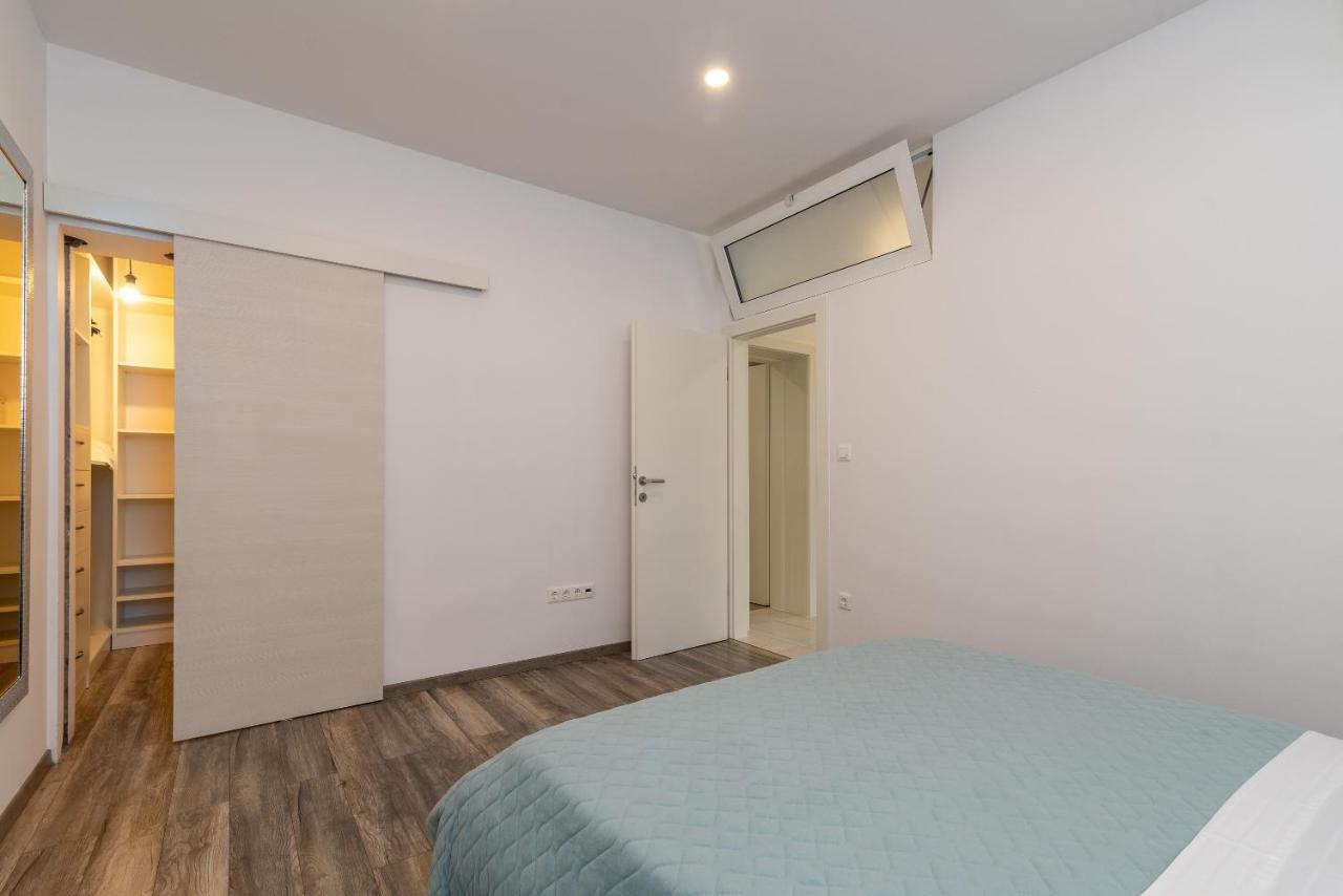 Apartment Soric Trogir Exterior photo