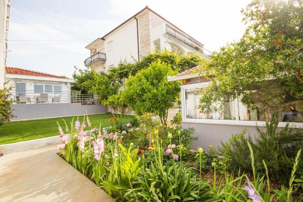 Apartment Soric Trogir Exterior photo
