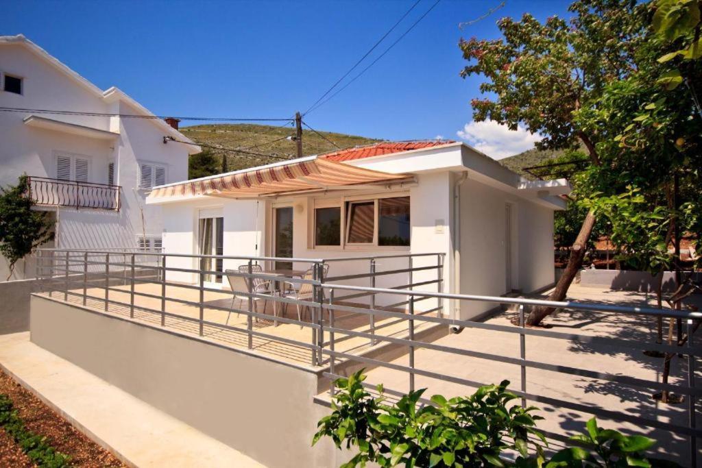 Apartment Soric Trogir Exterior photo